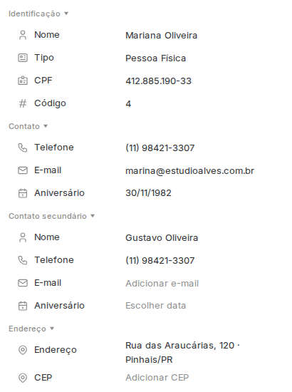 Painel de dados de um cliente pessoa física, com identificação, contato, contato secundário e endereço.