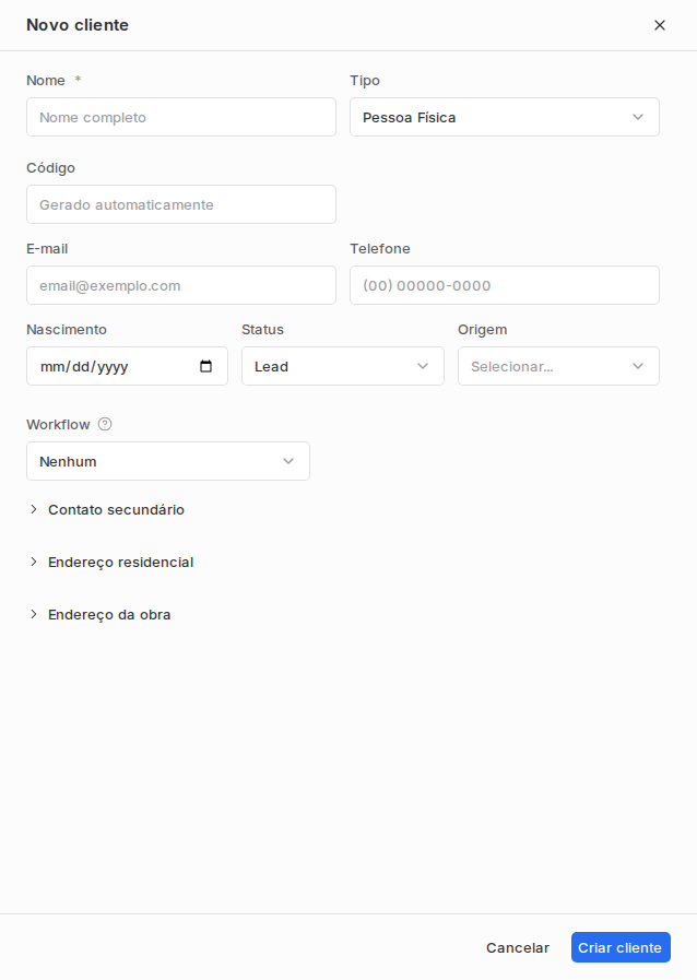 Formulário Novo cliente com nome, tipo, código, e-mail, telefone, status, origem e workflow.