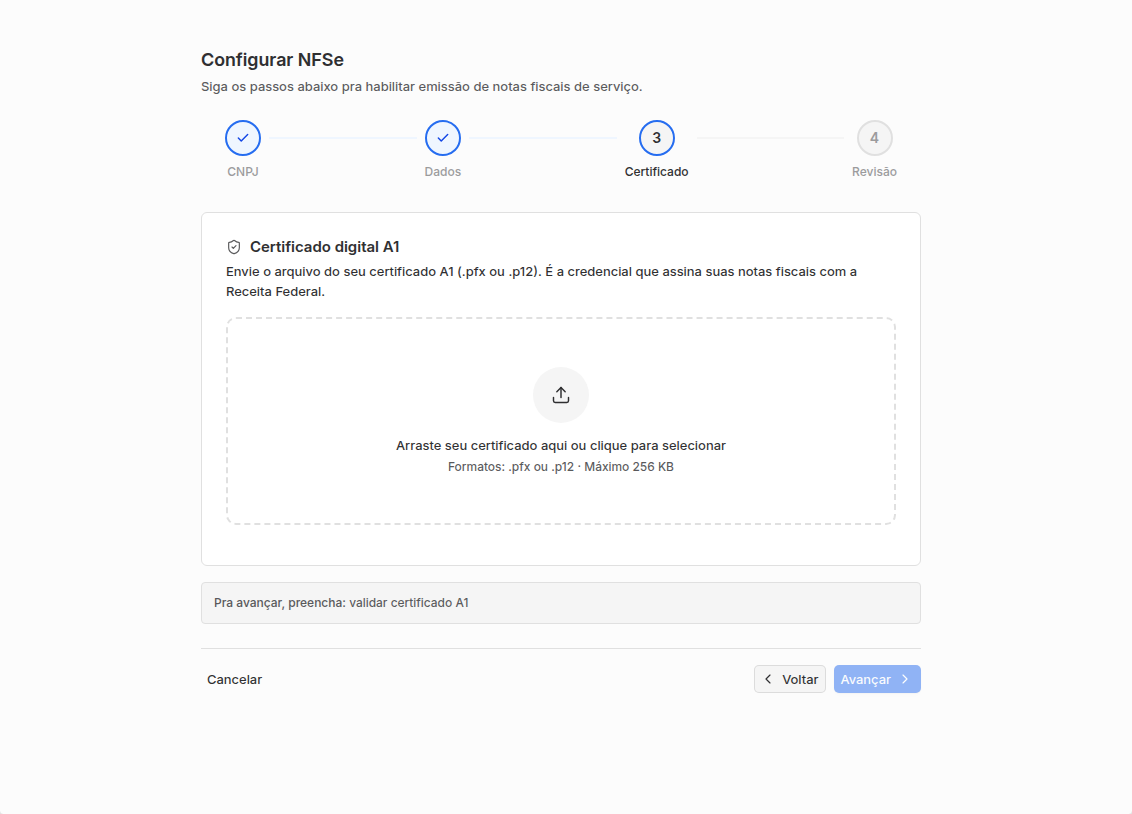 Passo 3 do assistente com área para arrastar o certificado digital A1 (.pfx ou .p12, máximo 256 KB).