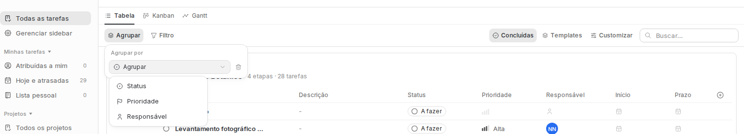 Barra de ferramentas de Tarefas com o menu Agrupar aberto, mostrando as opções Status, Prioridade e Responsável.